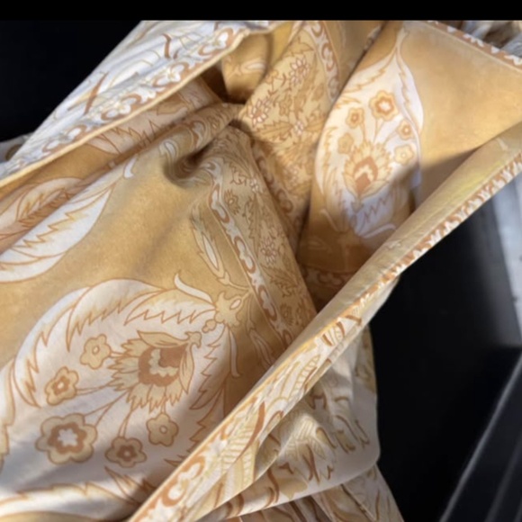 PB Pottery Barn isabella medallion French style print yellow / gold cotton king - Picture 4 of 4